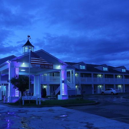 Madison Inn Lodge Fredericktown Exterior photo